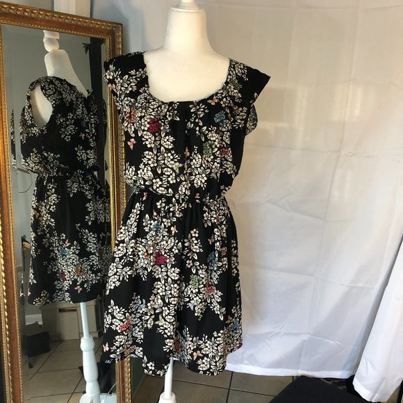 Cute Floral Dress by Scarlett Size  6 - Picture 1 of 8